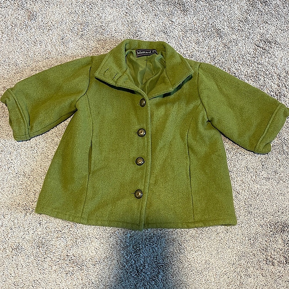 Mustard Pie 3t coat. Lined very warm. Excellent condition.